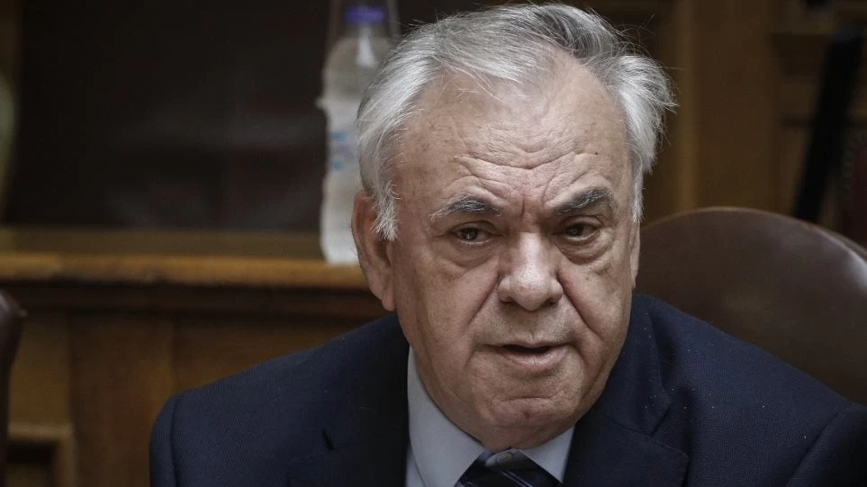 Ομολογία-«βόμβα» από τον Δραγασάκη – Ο λογαριασμός των τραπεζών πάει στους πολίτες